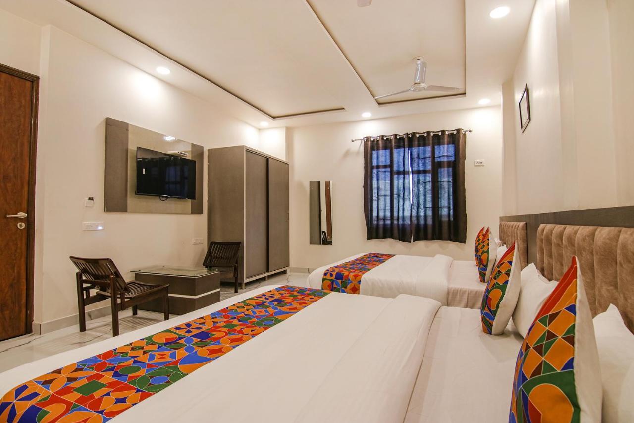 Fabhotel Aryan Grand Амритсар Екстериор снимка